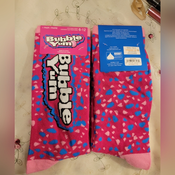 Other - NWT BUBBLEGUM Pink & Blue Patterned Socks GRAPHICS PARTY SOCKS